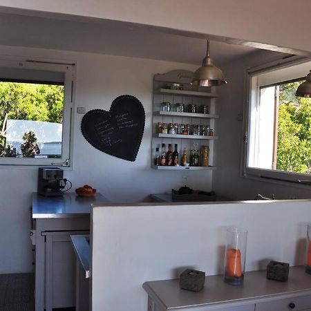 Villa Abeille : Douces Vacances D'Ete Avec Vue Mer Кавалере-сюр-Мер Екстериор снимка