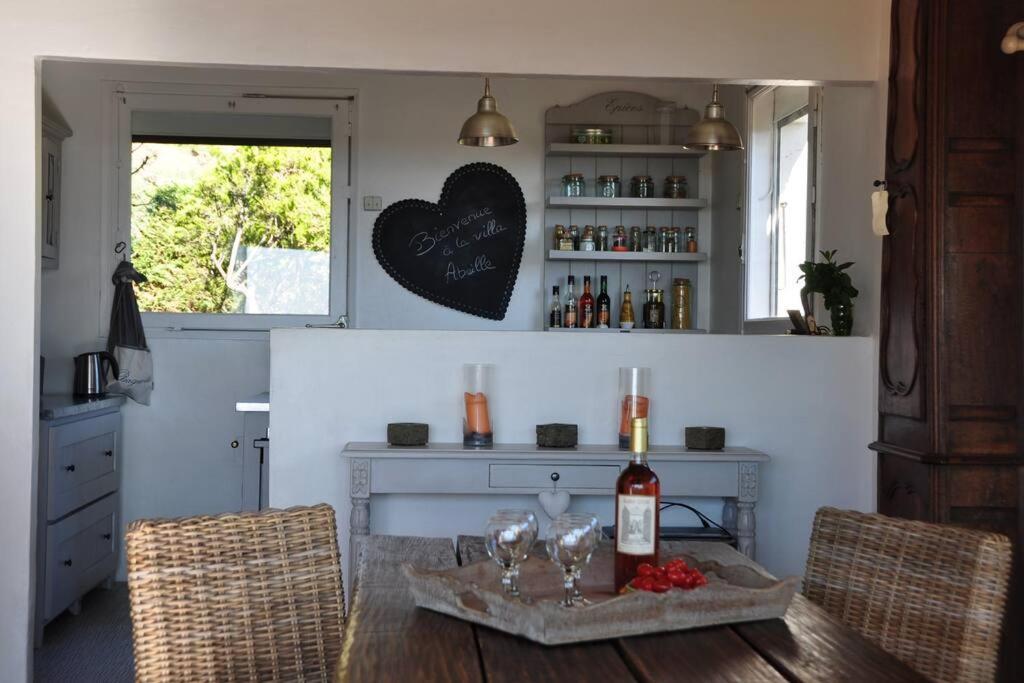 Villa Abeille : Douces Vacances D'Ete Avec Vue Mer Кавалере-сюр-Мер Екстериор снимка
